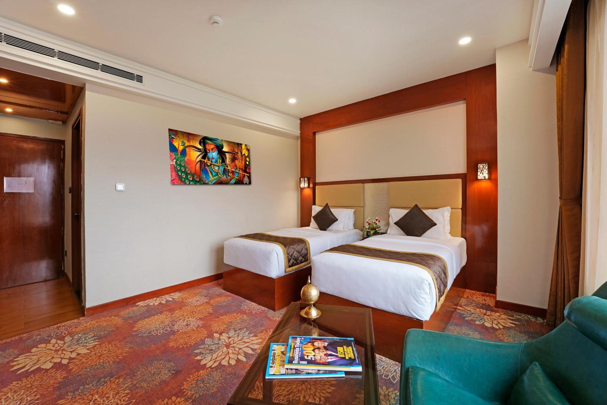 Kingston Hotel Бангалор Экстерьер фото